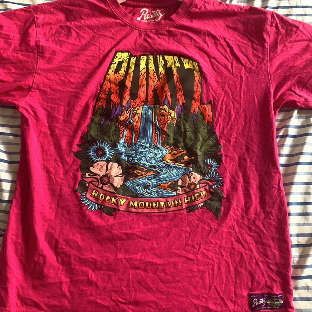 A Runty shirt , brand runtys , size XL , color pink
